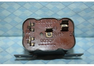 RELAIS AVERTISSEURS 24V BOSCH 0332003018...CAMIONS TRACTEURS DIVERS