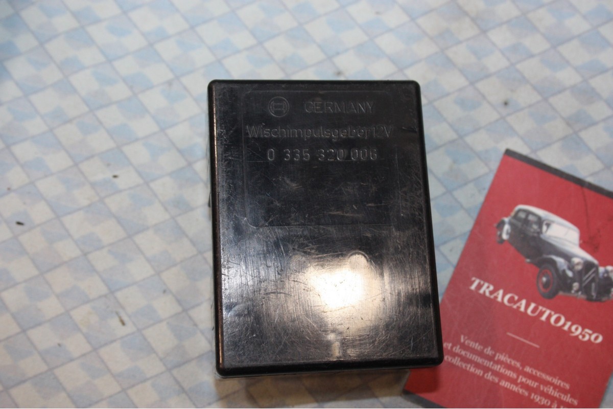 RELAIS D'ESSUIE GLACE 12V BOSCH 0335320006 6+5 BORNES...MERCEDES W116