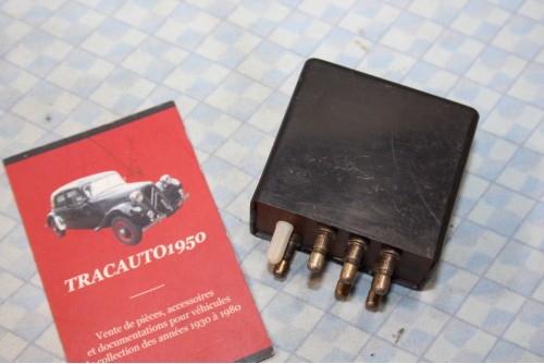 RELAIS D'ESSUIE GLACE 12V SWF IGE 601167 6 BORNES...MERCEDES W123