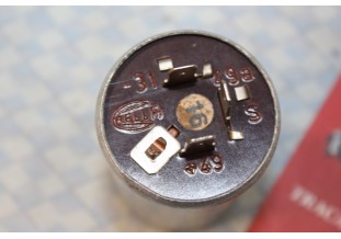 RELAIS CLIGNOTANT 12V HELLA 91 PS3E 2x18+2W 3 BORNES...AUTOS DIVERSES