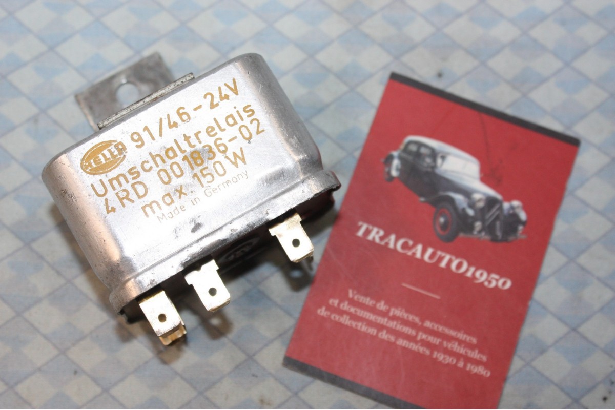 RELAIS CODE/PHARE 24V HELLA 4RD 001836021 6 BORNES...CAMIONS TRACTUERS DIVERS