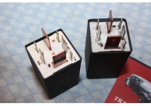 2 RELAIS DE PRECHAUFFAGE 12V SR VW 171911261E 7 BORNES..AUDI VW MERCEDES