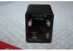 COMMUTATEUR DE CLIGNOTANT 12V LAB 6211/2...AUTOS ANCIENNES DIVERSES