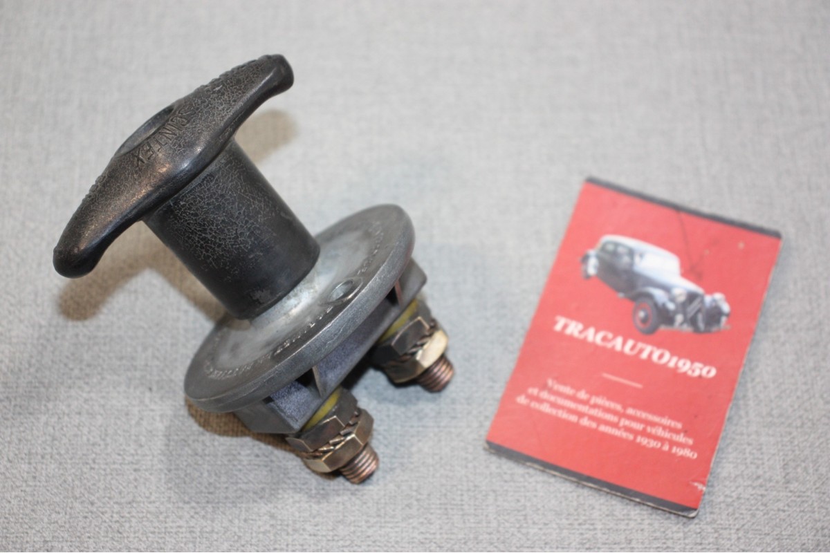 COUPE CIRCUIT SCINTEX 8300 2 BORNES...AUTOS CAMIONS TRACTEURS