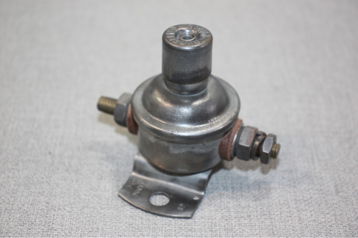 CONTACTEUR A PEDALES DUCELLIER Z742...AUTOS CAMIONS TRACTEURS