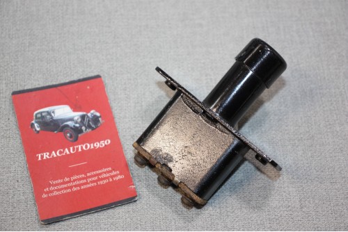 CONTACTEUR A PIED CODE/PHARE PARIS RHONE 3 BORNES...AUTOS CAMIONS TRACATEURS