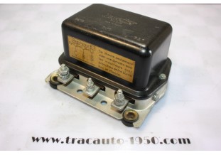 REGULATEUR 6V DUCELLIER 8208A 31AMP POUR DYNAMOS...DAUPHINE FLORIDE ESTAFETTE