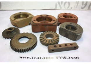 LOT DE PIECES DIVERSES POUR MAGNETOS...AUTOS AV GUERRE
