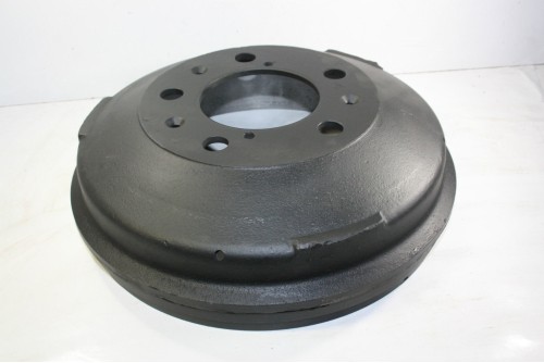 TAMBOUR DE FREIN AVANT OU ARRIERE ?? A DEFINIR...PEUGEOT 403 - Trac...