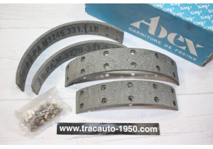 JEU DE GARNITURES DE FREIN AVANT ABEX J1157-331...RENAULT R4 R5