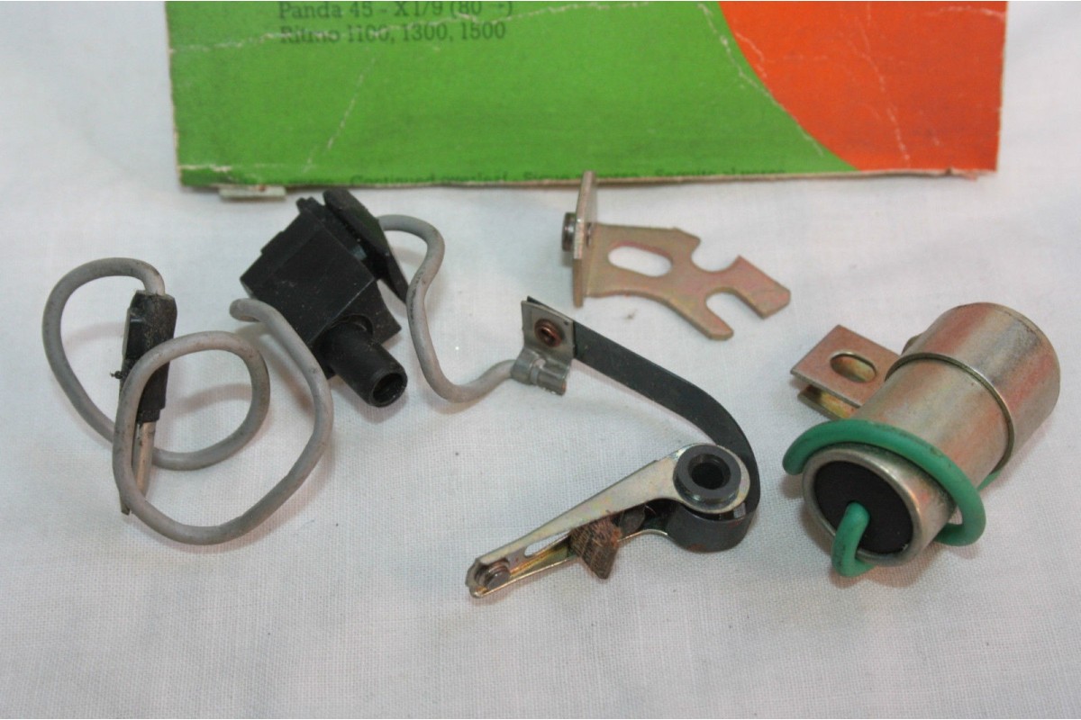 KIT RUPTEURS/CONDENSATEUR 582348 POUR ALLUMEUR DUCELLIER...FIAT 138...