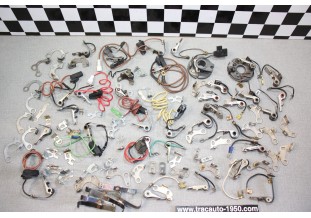 LOT DE JEUX DE RUPTEURS DE DIVERS MARQUES...AUTOS DIVERS