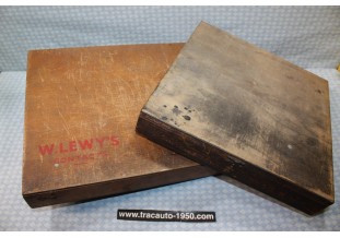 LOT DE 2 COFFRETS GARAGISTE ALLUMAGE LEWY'S / LUM/LUX