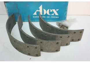 JEU DE GARNITURES DE FREIN ARRIERE ABEX M3007...PEUGEOT 504 BREAK 1971-1979