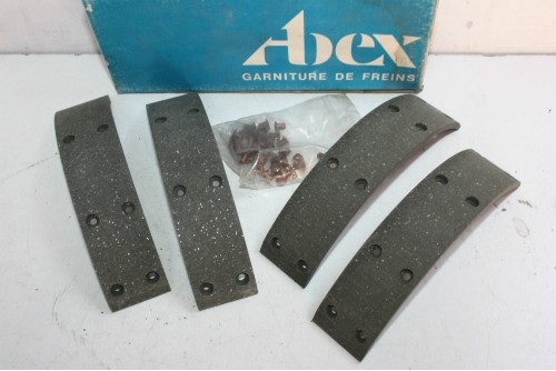 JEU DE GARNITURES DE FREIN ARRIERE ABEX M3420...FORD ESCORT TAUNUS ...