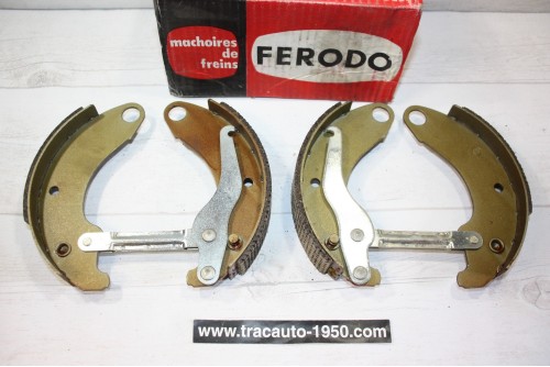 JEU DE MACHOIRES DE FREINS AV Ø 200MM FERODO 110451B...2CV AMI 6 DYANE 4