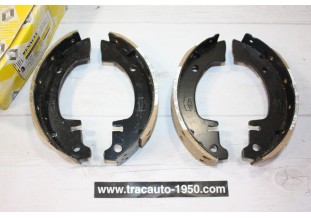 JEU DE MACHOIRES DE FREIN AR Ø 180mm BENDIX B334010...R12 R17 TL