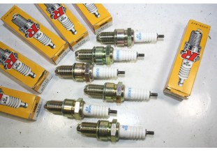 JEU DE 6 BOUGIES NGK 3172..AUDI 80 100 QUATTRO A6  VW GOLF1/2/3 COR...