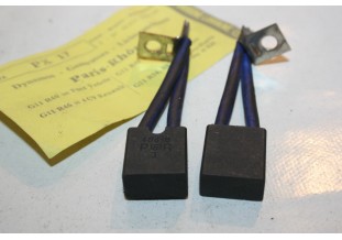 CHARBONS PX 17 POUR DYNAMOS 6V/12V PARIS RHONE...POUR RENAULT 4CV F...