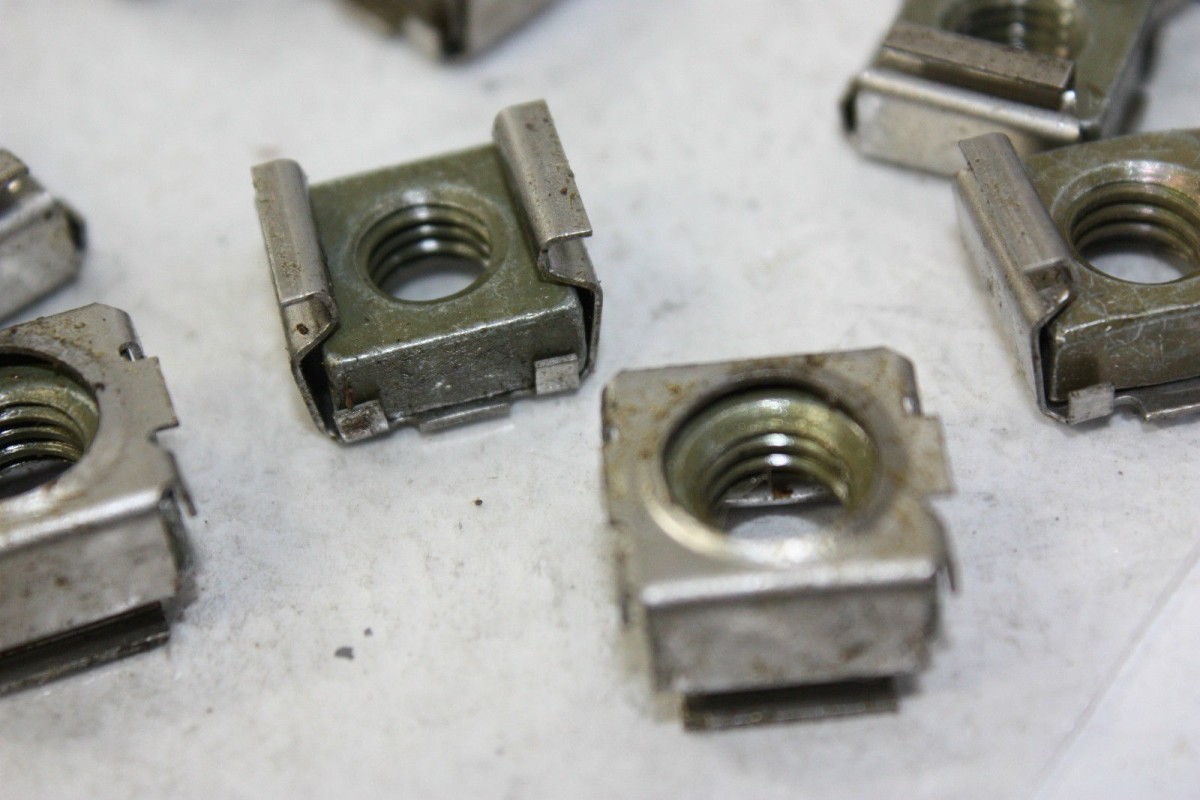 LOT DE 20 ECROUS CAGES M8 X 125...POUR RENAULT PEUGEOT CITROEN SIMC...