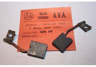 CHARBONS UX 39  POUR DYNAMOS DUCELLIER...CITROEN 2CV UTILITAIRES ACADIANE