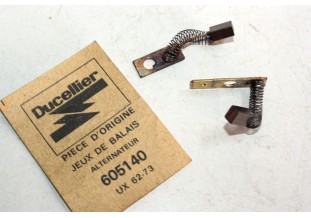 CHARBONS UX 62-73 POUR ALTERNATEURS DUCELLIER...CITROEN DYANE AX BX CX VISA LN