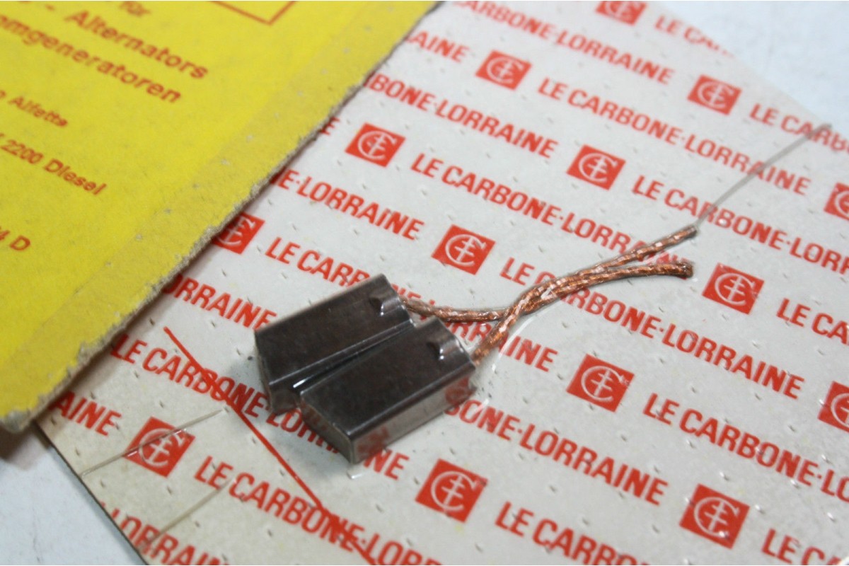 CHARBONS PX 57 POUR ALTERNATEUR12V PARIS RHONE...CITROEN CX HZ PEUG...
