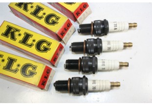 JEU DE 4 BOUGIES KLG FFE 70A...CITROEN SM SIMCA 1000 RALLYE RENAULT R15 FORD 12M