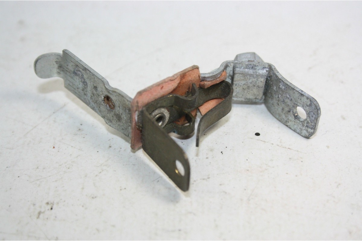 PLATINE POUR ECLAIREUR DE PLAQUE AR AXO...POUR 2CV AZ AZL AZLP de 1...