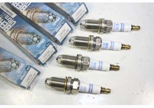 JEU DE 4 BOUGIES BERU UXF56...PORSCHE 911 CARRERA ALPINE A610 AUDI A6 A8 QUATTRO