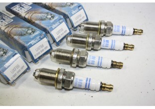 JEU DE 4 BOUGIES BERU UXF56...PORSCHE 911 CARRERA ALPINE A610 AUDI A6 A8 QUATTRO