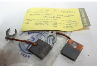 CHARBONS UX 46 POUR DYNAMOS 6/12V DUCELLIER...CITROEN 3CV DS ID19 DAUPHINE R3