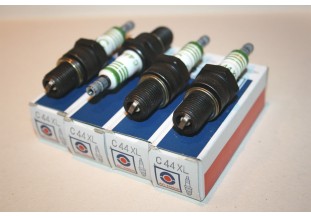 JEU DE 4 BOUGIES AC DELCO C44 XL...RENAULT R15 R16 R17 PEUGEOT 404 504 505 BMW