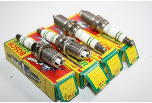 JEU DE 4 BOUGIES BOSCH SUPER F8LCR..BMW E30 316 318 OPEL FIAT 127 1...