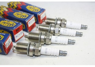 JEU DE 4 BOUGIES MAGNETTI MARELI 8LCR...CITROEN VISA GTI JAGUAR XJR...