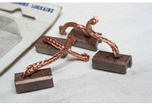 CHARBONS BSX 75 POUR DEMARREUR BOSCH...POUR AUDI FORD LANCIA OPEL V...