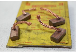 CHARBONS BSX 75 POUR DEMARREUR BOSCH...POUR AUDI FORD LANCIA OPEL V...