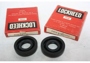 LOT DE 2 CAPUCHONS LOCKHEED 376173...PEUGEOT RENAULT CITROEN SIMCA ...
