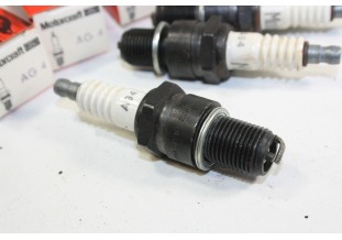 JEU DE 4 BOUGIES MOTORCRAFT AG4...SIMCA 4 1000 RALLYE MATRA RENAULT...
