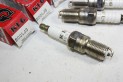 JEU DE 4 BOUGIES KLG 800 LJS...AUTOS CAMIONS DIVERS Voir descriptif...