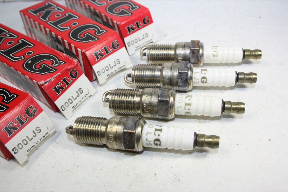 JEU DE 4 BOUGIES KLG 800 LJS...AUTOS CAMIONS DIVERS Voir descriptif...
