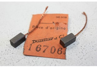 CHARBONS UX 64 POUR ALTERNATEURS DUCELLIER...POUR 204 304 404 CITRO...