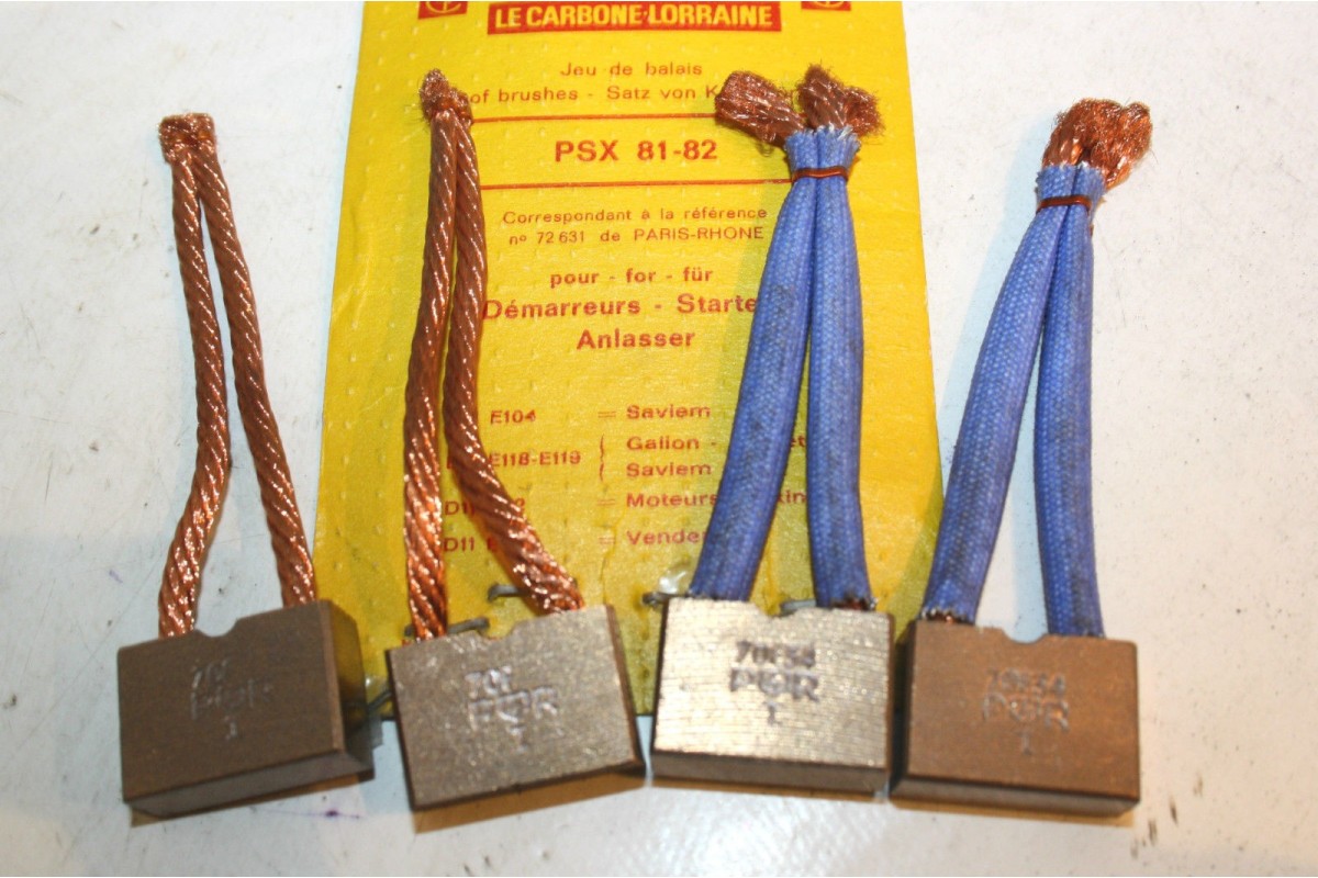 CHARBONS PSX 81-82 POUR DEMARREUR PARIS RHONE...POUR RENAULT GALION...