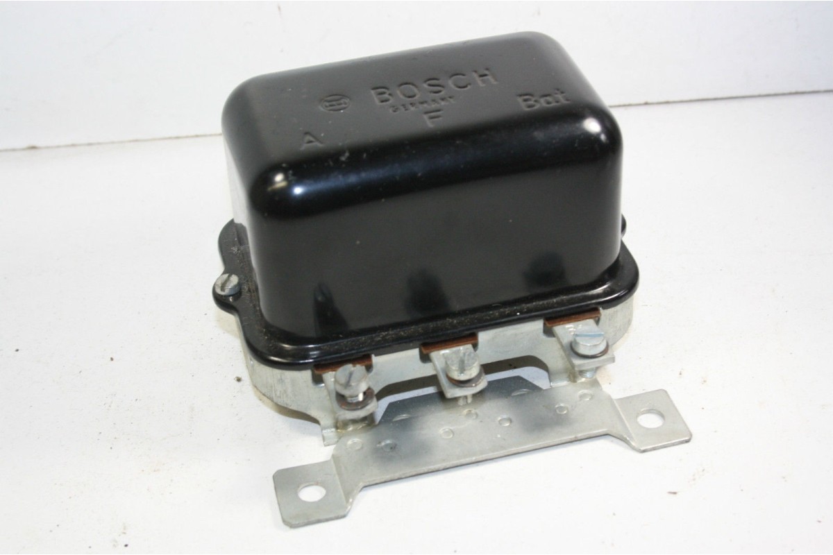 REGULATEUR BOSCH 12V 0190312008 POUR DYNAMO...FORD USA LINCOLN MERC...