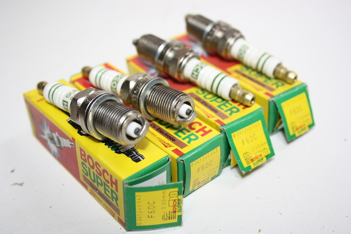 JEU DE 4 BOUGIES BOSCH SUPER F6DC..ALFA ROMEO 156 GT AUDI 80 QUATTR...