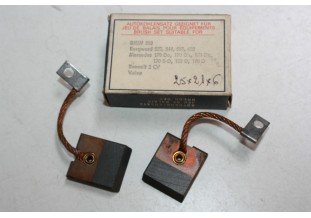 CHARBONS BX 125 POUR DYNAMO BOSCH...POUR BMW 503 BORGWARD MERCEDES ...