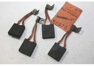 CHARBONS UX 60570 POUR DYNAMOS DUCELLIER...PEUGEOT INDENOR 6 CYL - ...