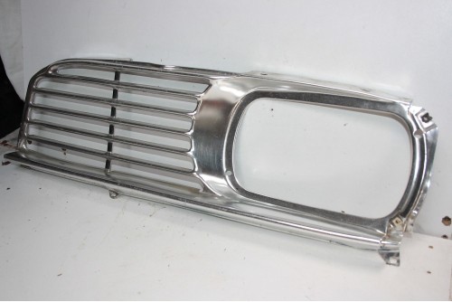 CALANDRE COTE GAUCHE RENAULT 0820669400...RENAULT R16 L TL TS - Tra...