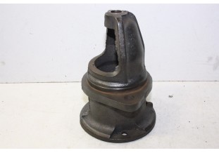 NEZ DE DEMARREUR CITROEN LJ 33 D/82,4mm...CITROEN CAMIONS P32 P45 -...