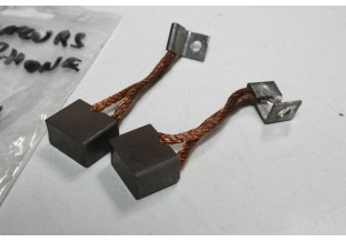 CHARBONS PSX 59 POUR DEMARREURS 6V PARIS RHONE...CITROEN 2CV - Trac...